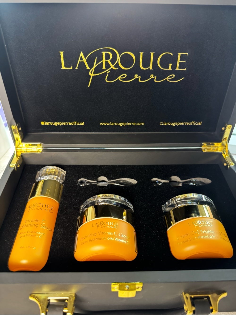La Rouge Pierre Topaz Collection Briefcase Set